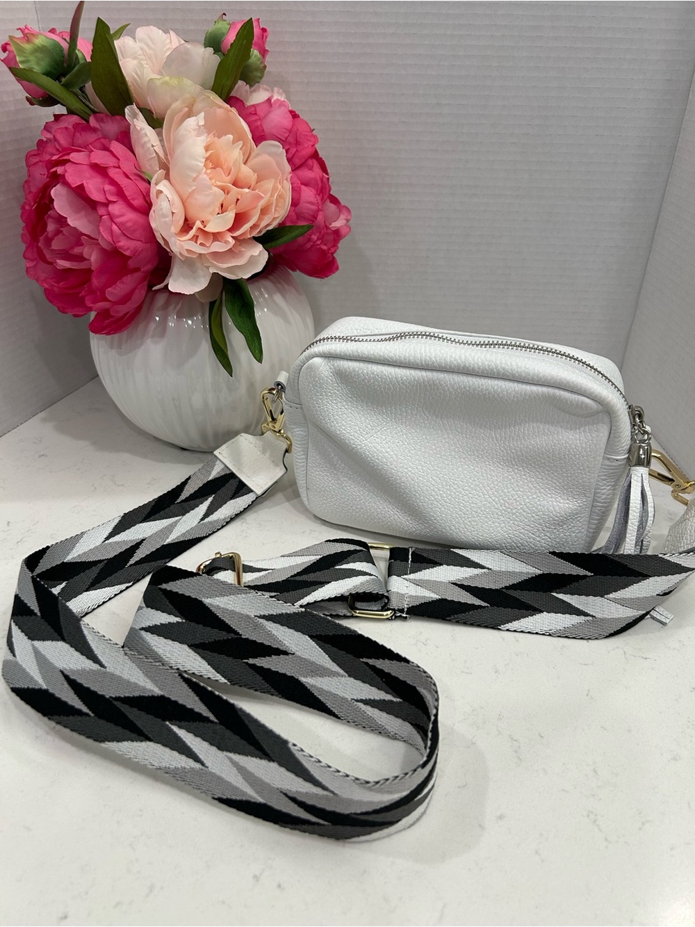 White Leather Crossbody Bag with Patterned Strap - Unbranded